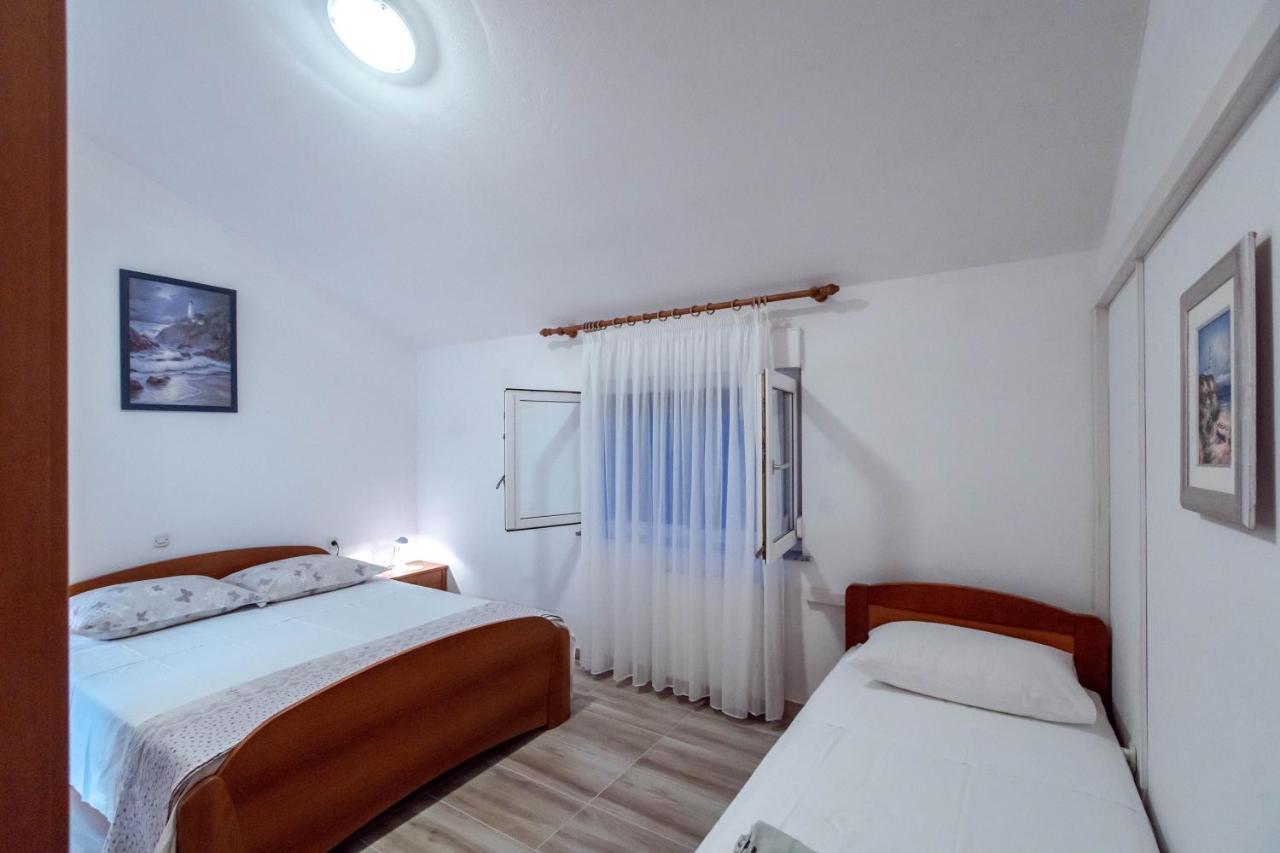 Apartments Bajcic Kampor 외부 사진