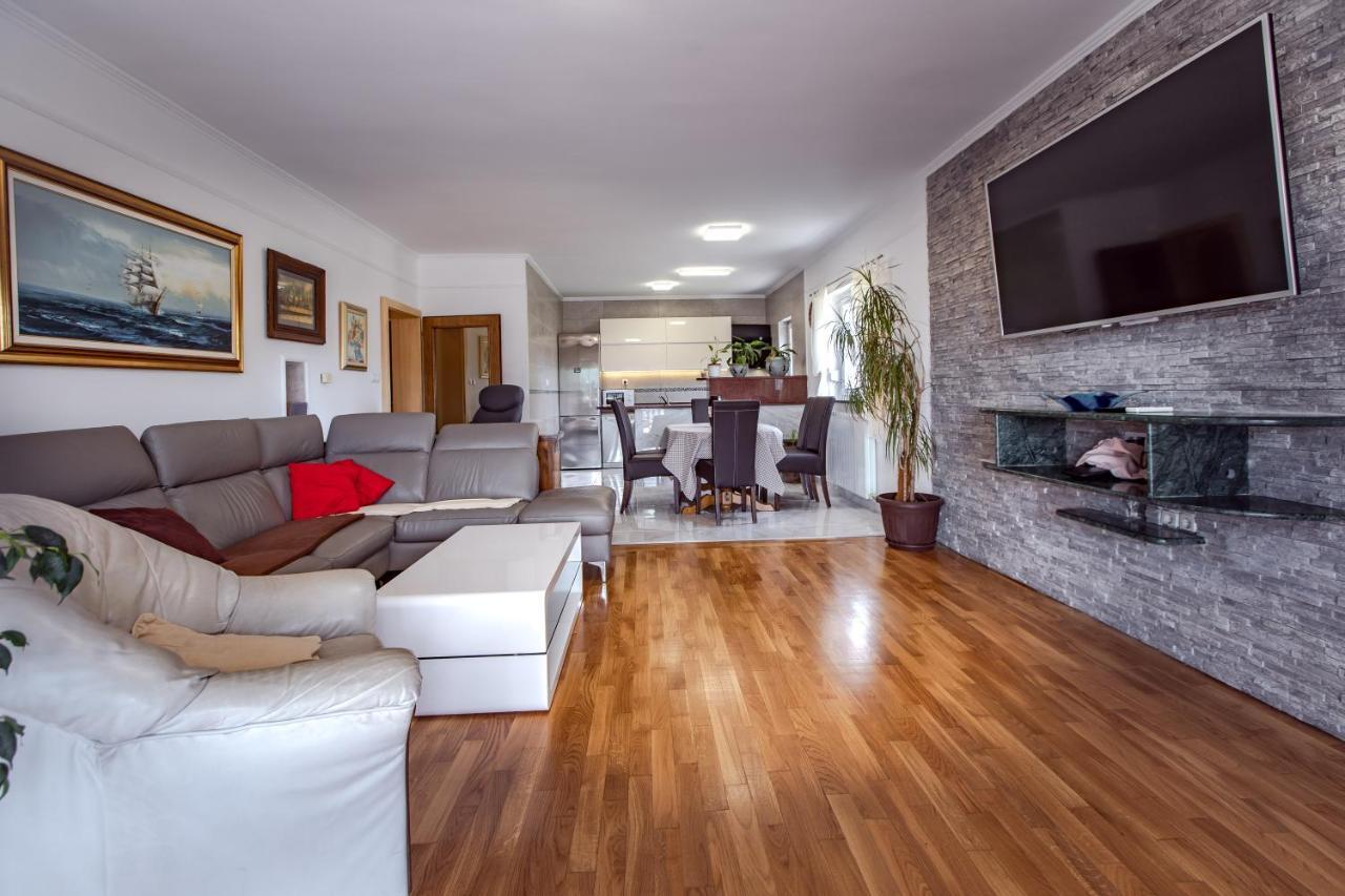 Apartments Bajcic Kampor 외부 사진